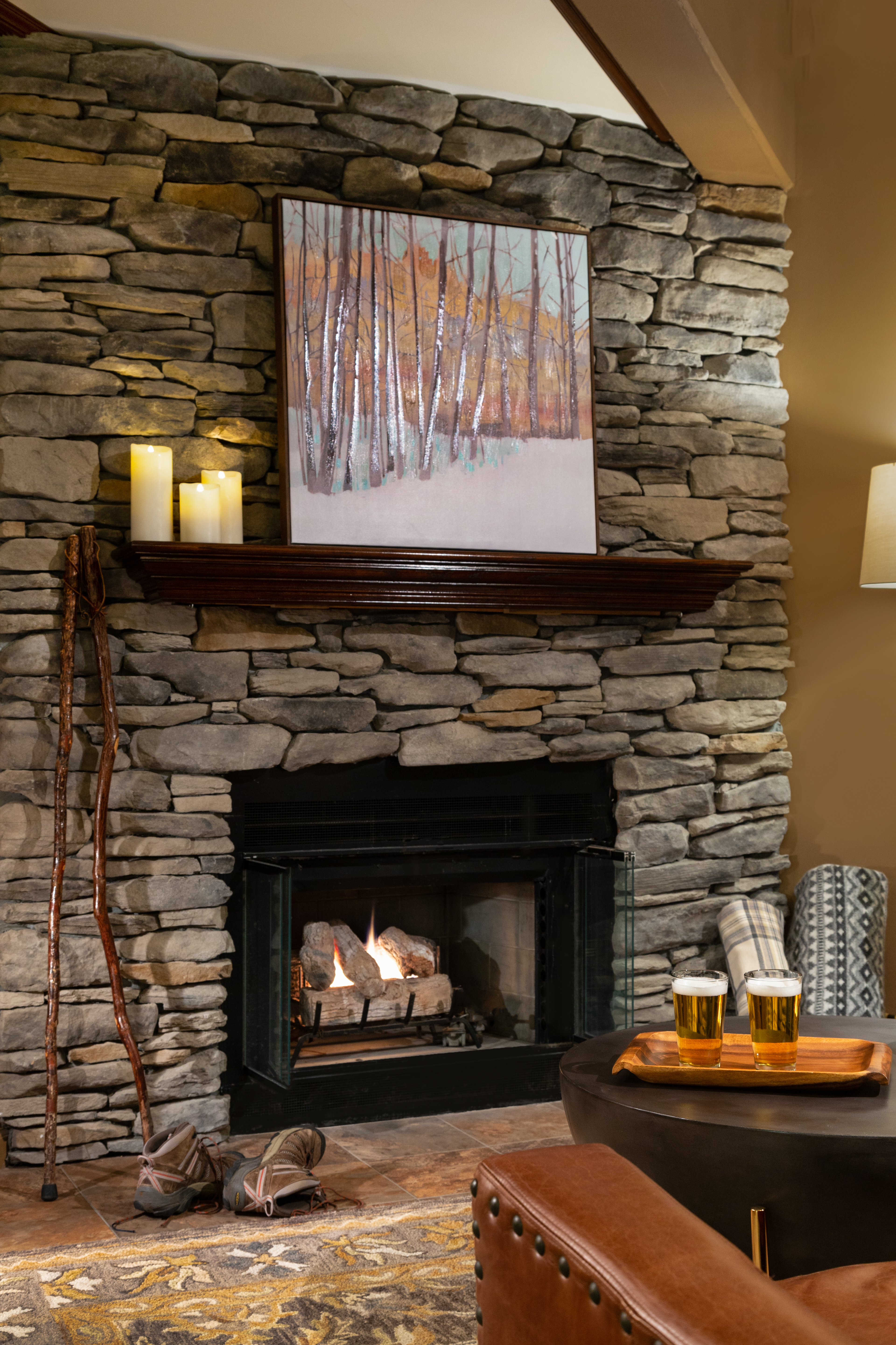 Meadowbrook Inn Lobby