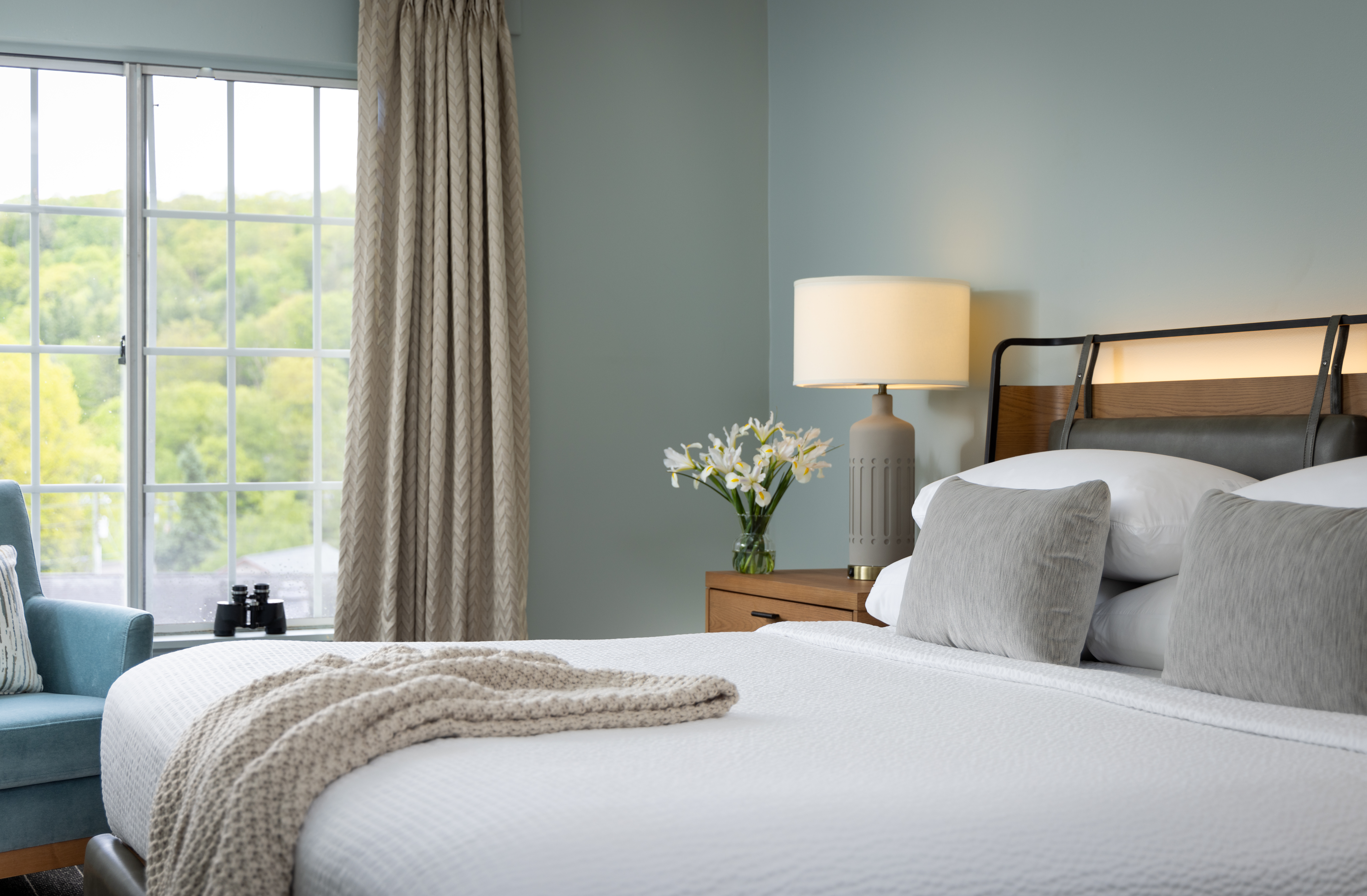 ADA King Room - Blowing Rock Hotel Rooms